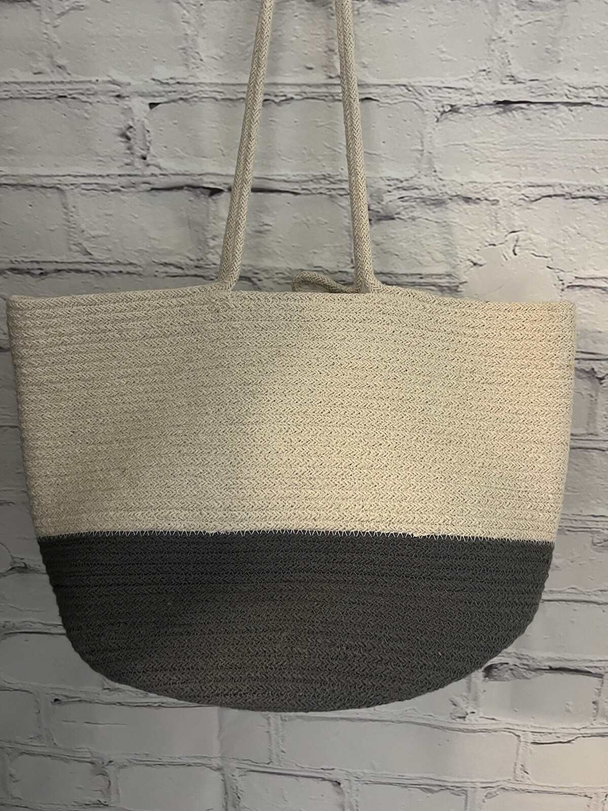 Summer and Rose Cream/Gray EUC Purse Bag Rope