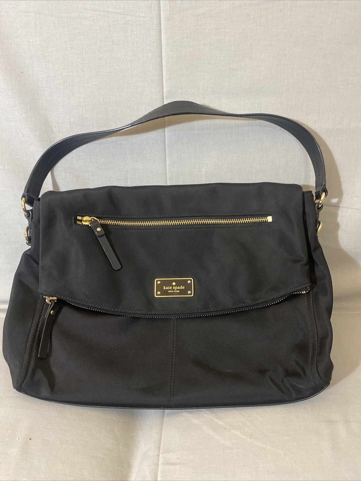 Kate Spade New York Lyndon Blake Avenue Purse Shoulder Bag Black/Gold flip sack