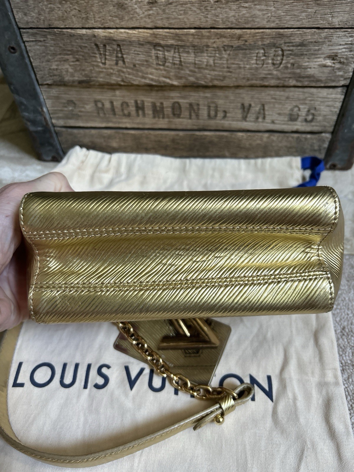 LOUIS VUITTON “Twist” gold epi leather handbag crossbody shoulder bag