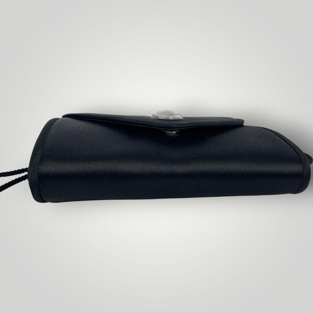 Yves Saint Laurent YSL Black Nylon Crossbody Shoulder Bag Pochette Flap W17cm