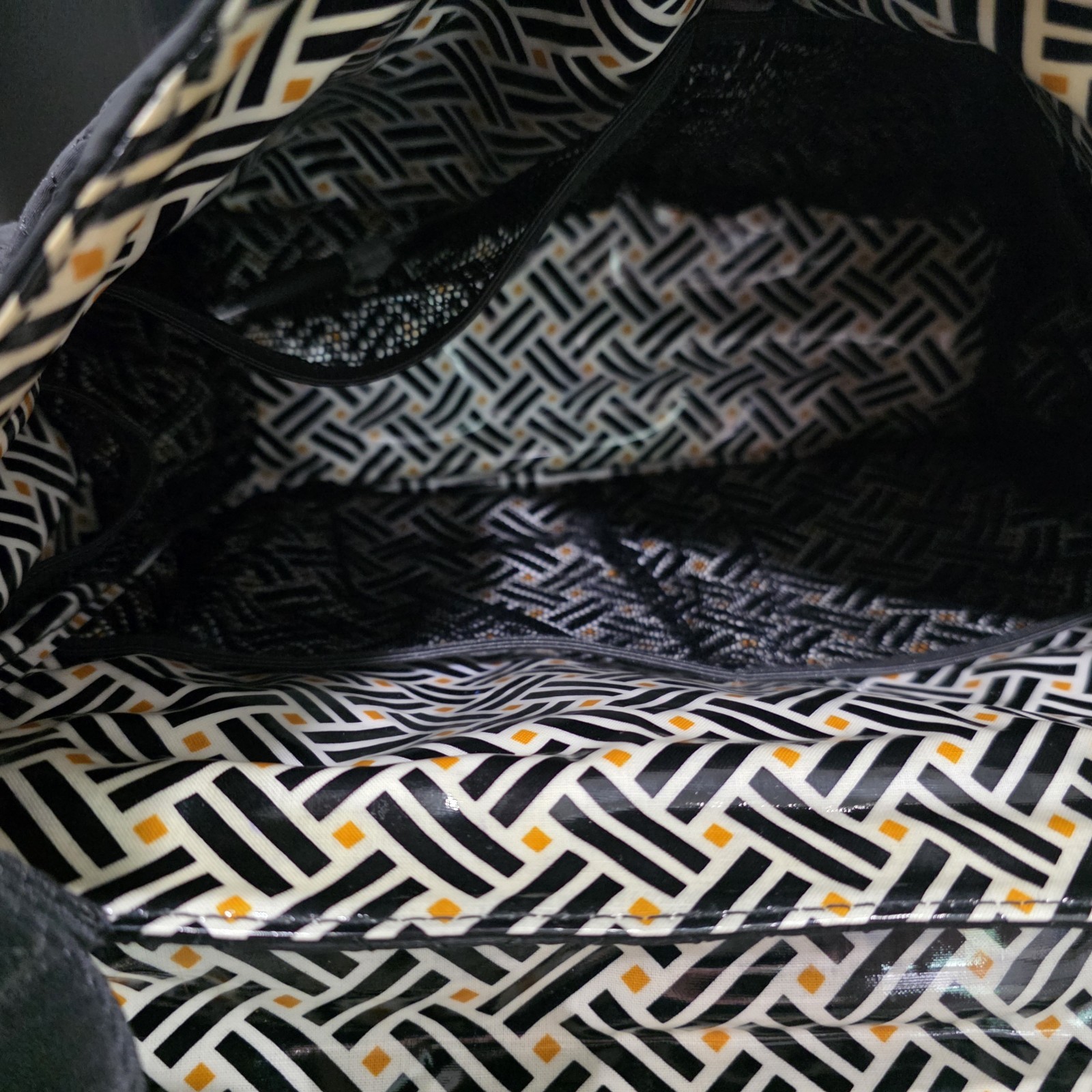 Vera Bradley Messenger Baby Bag Classic Black