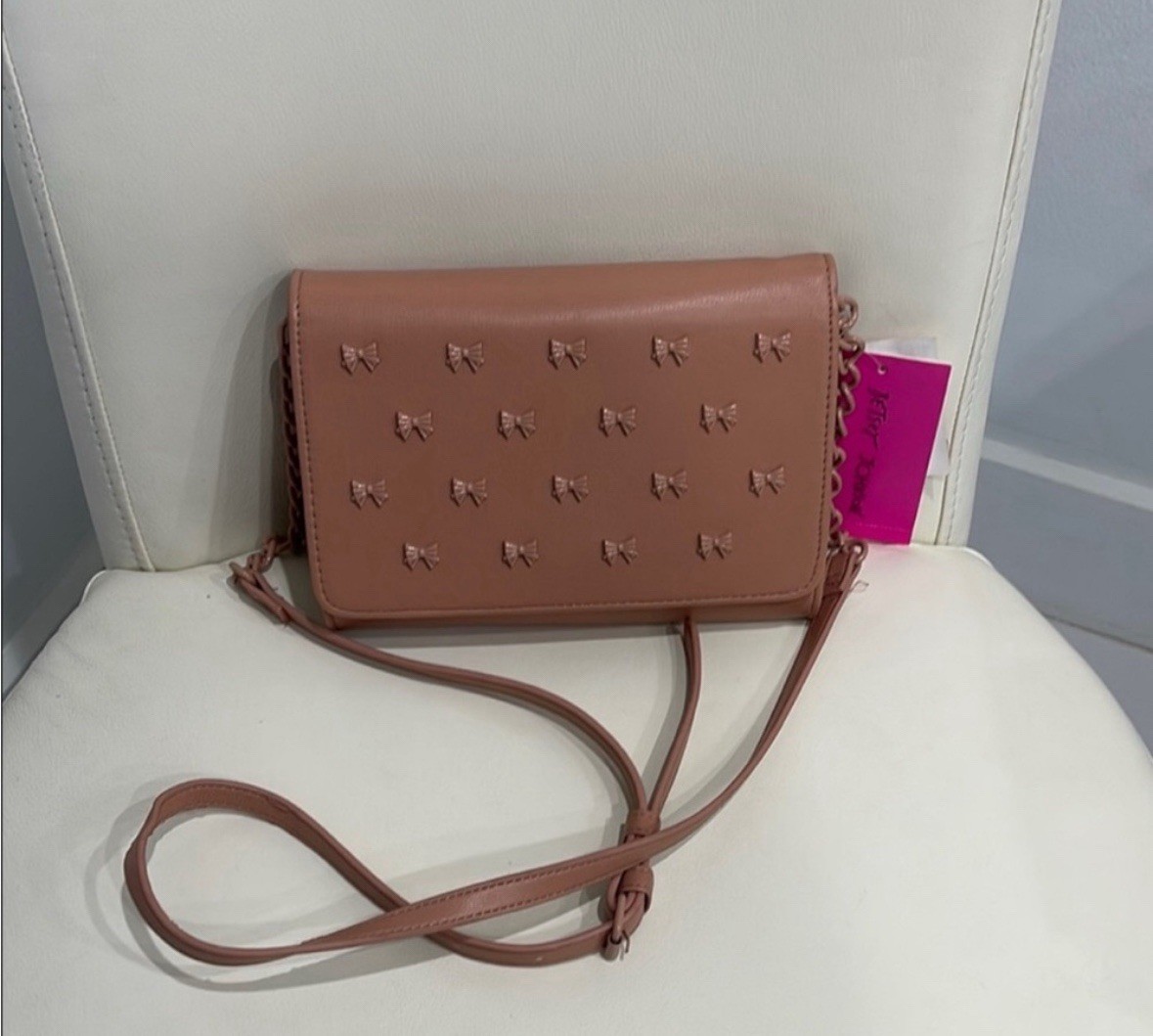 Betsey Johnson Dusty Rose Bows Print Crossbody Bag Purse Wallet-NWT Retail$88