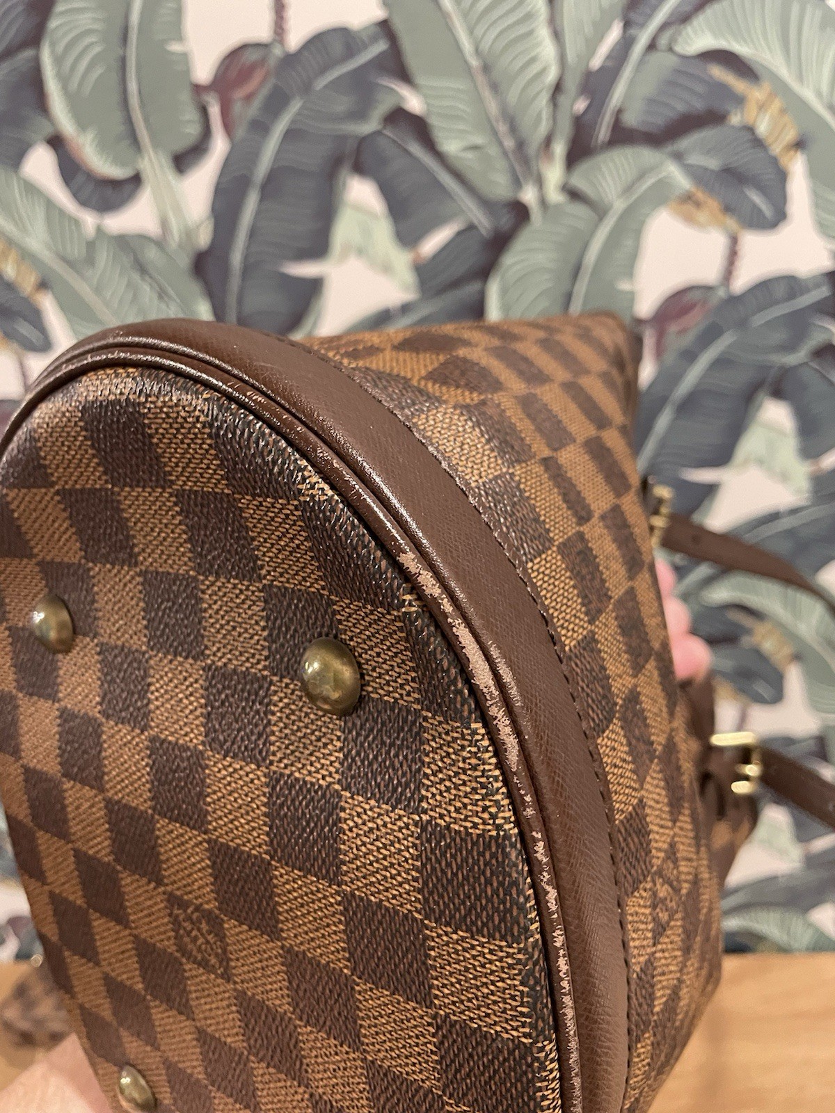 Louis Vuitton Damier Ebene Marais Bucket Bag 23