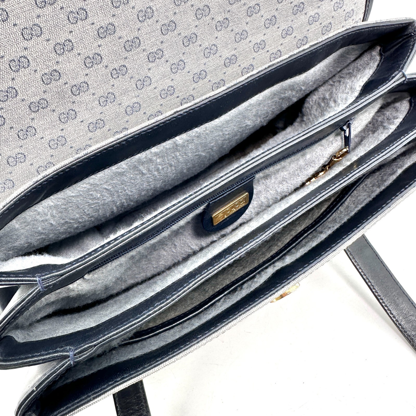 Vintage GUCCI Shoulder Bag Micro GG Hand Bag Black Made In ITALY Authentic