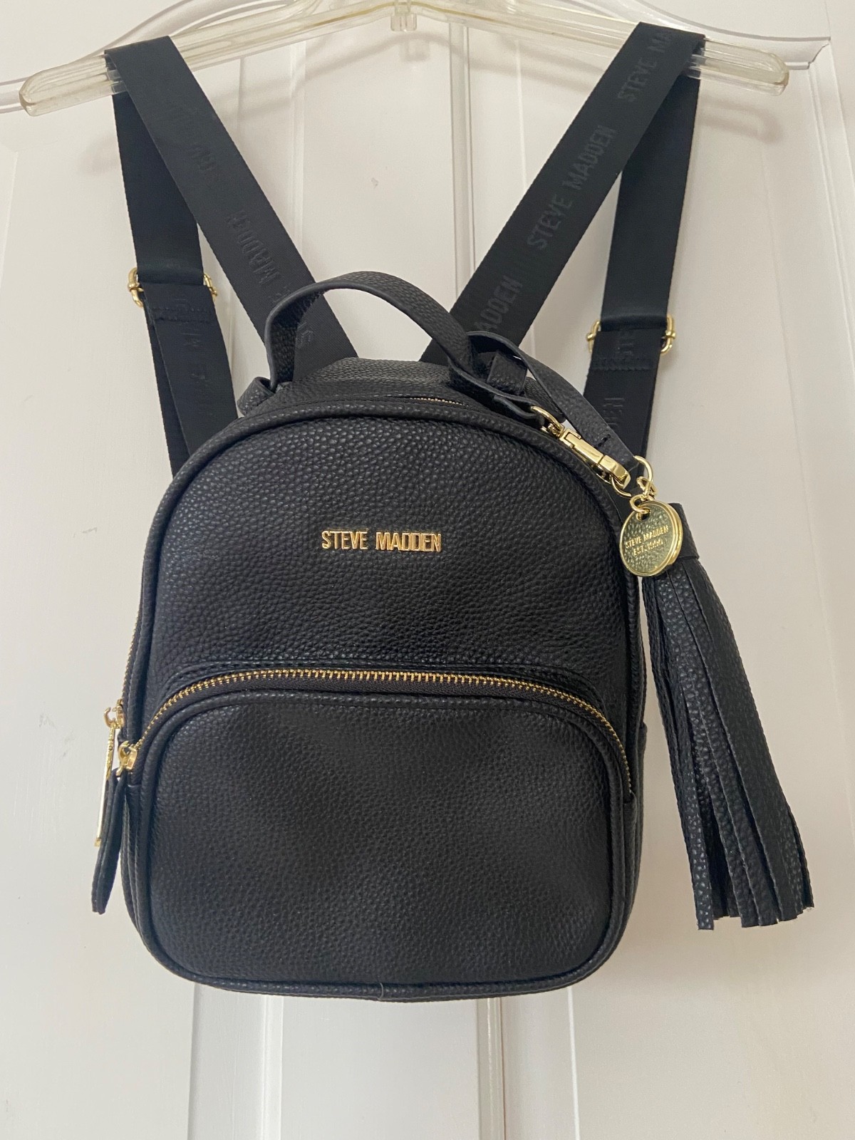 Attractive Steve Madden ‘vegan leather’ Black backpack-Perfect Condition