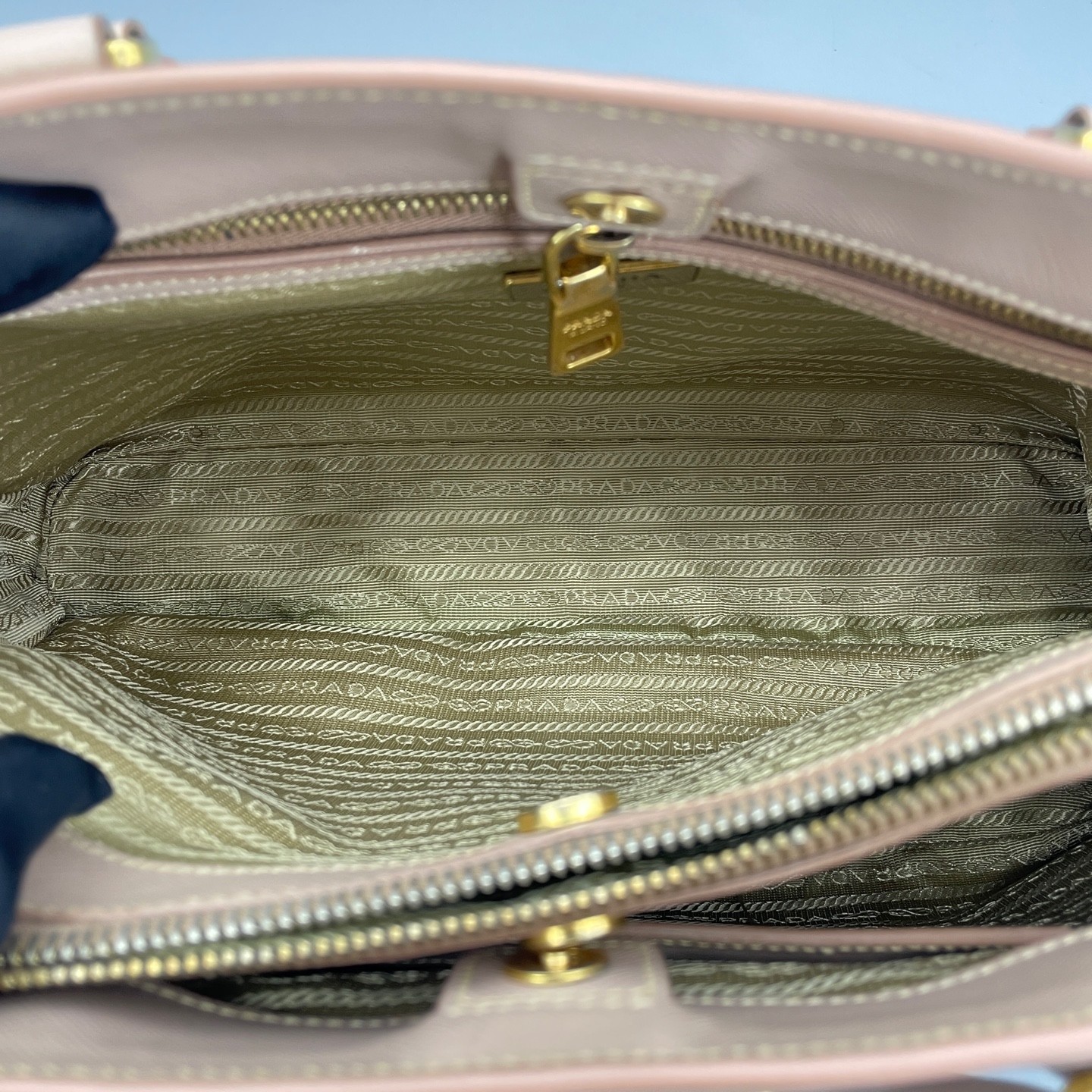 AUTH PRADA Galleria Medium Nude Pink Saffiano Leather Tote Handbag.