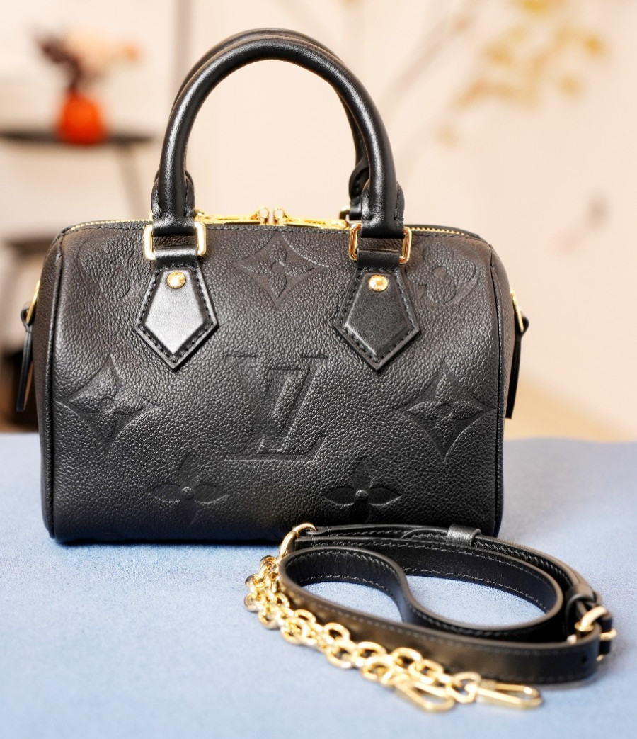 Louis Vuitton Speedy20 Black Monogram Empreinte Shoulder bag Almost Brand NEW
