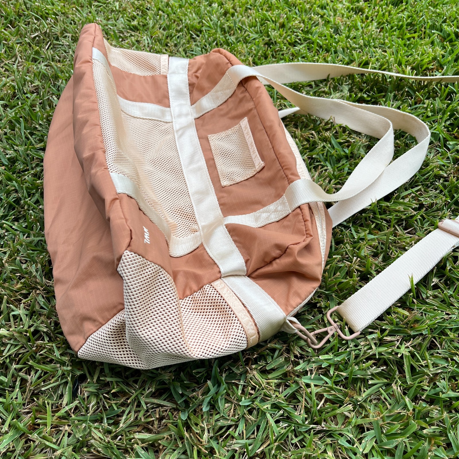 Madewell The MWL (Re)sourced Duffle Bag Tote Pink Beige Ripstop Nylon Workout