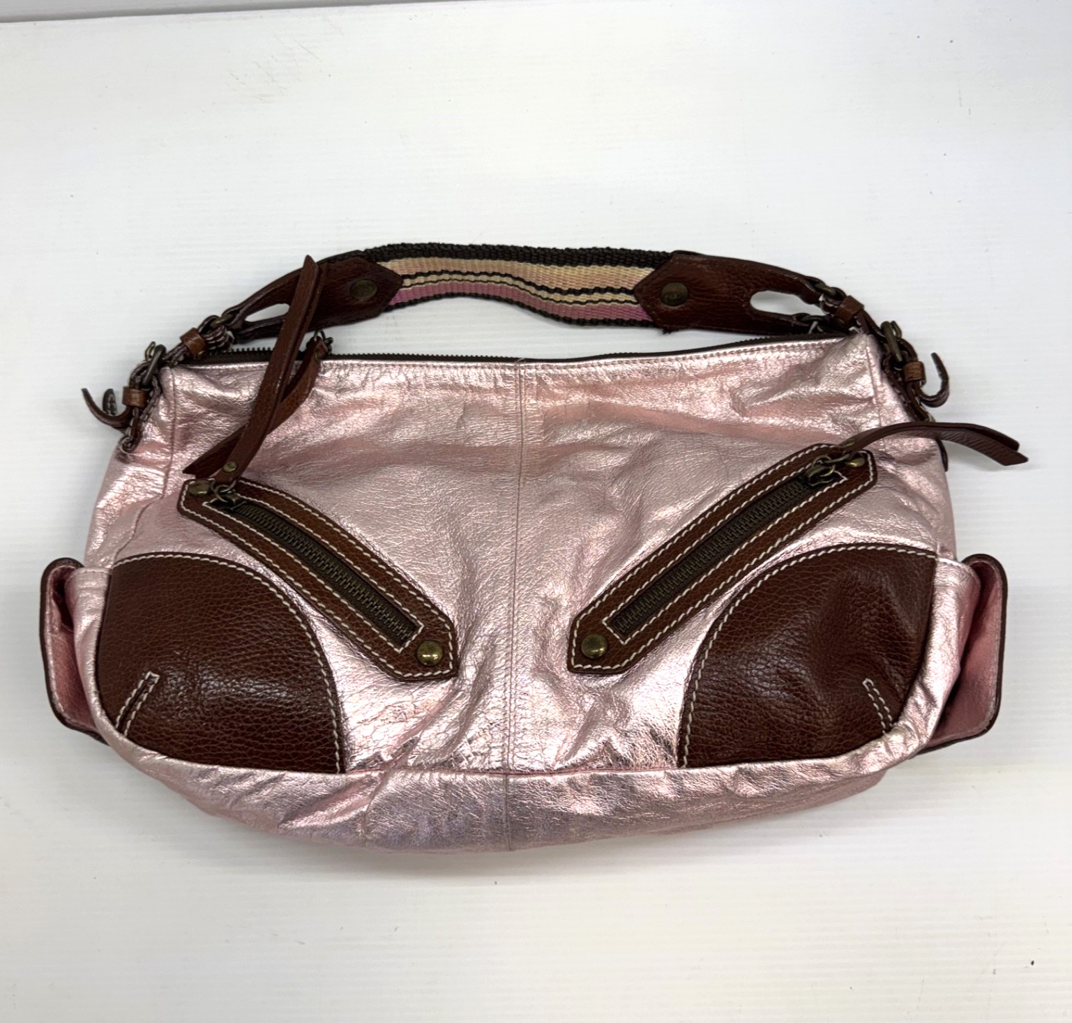 ISABELLA FIORE PINK METALLIC LEATHER SHOULDER BAG HANDBAG