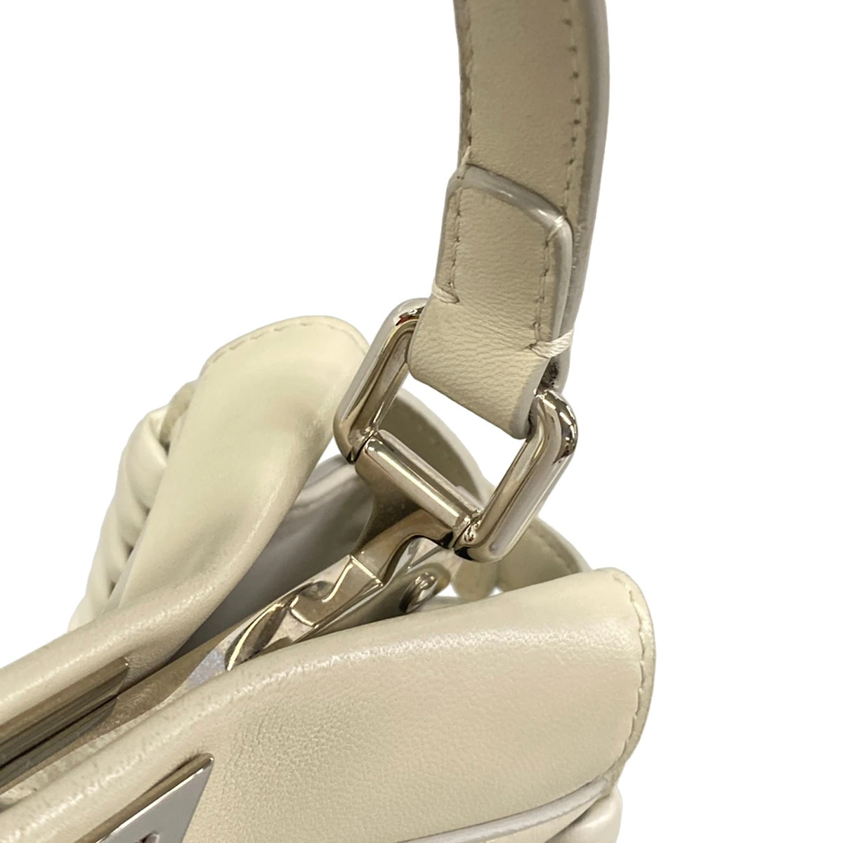 FENDI Peekaboo Iconic Small 8BN244 White Leather Handbag