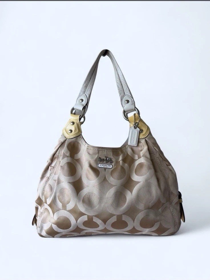 Coach Signature Madison Op Art ‘Maggie’ Shoulder Bag Beige 3 Compartments