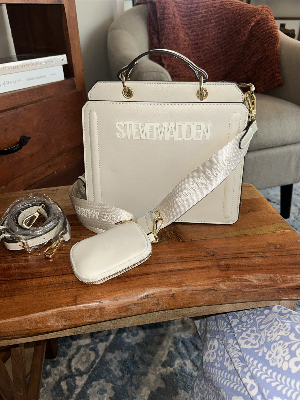 Steve Madden Evelyn Bag Crossbody Shoulder Strap & Airpod Case Clay Beige