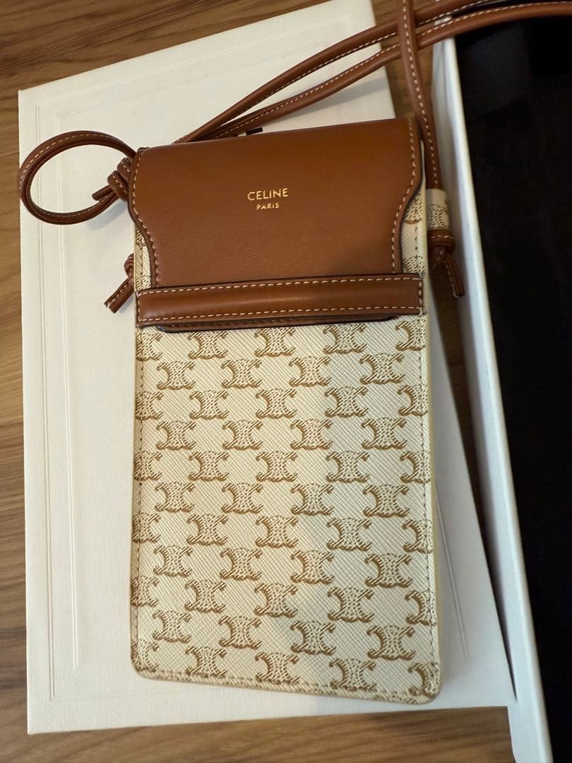 CELINE