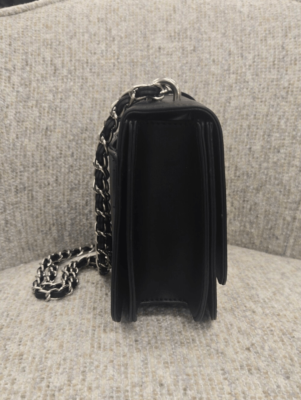 Steve Madden Clasp Shoulder Handbag