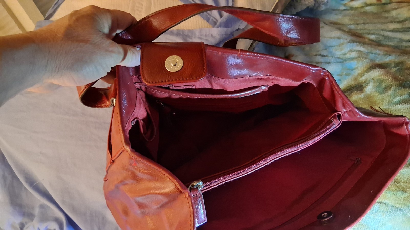 Burgundy Satchel Top Handle Zip/Magnetic Pockets Gold/Silver