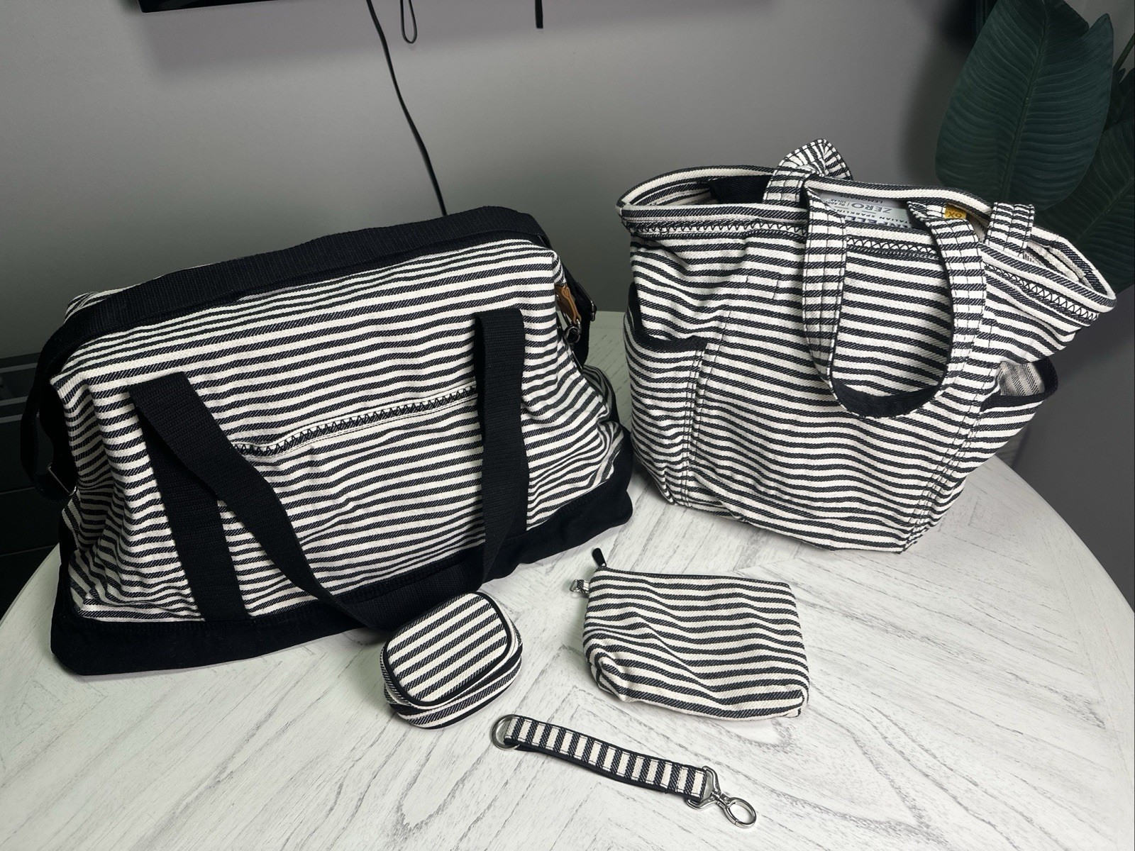 Thirty One Overnight, Weekend, Or Everyday Set