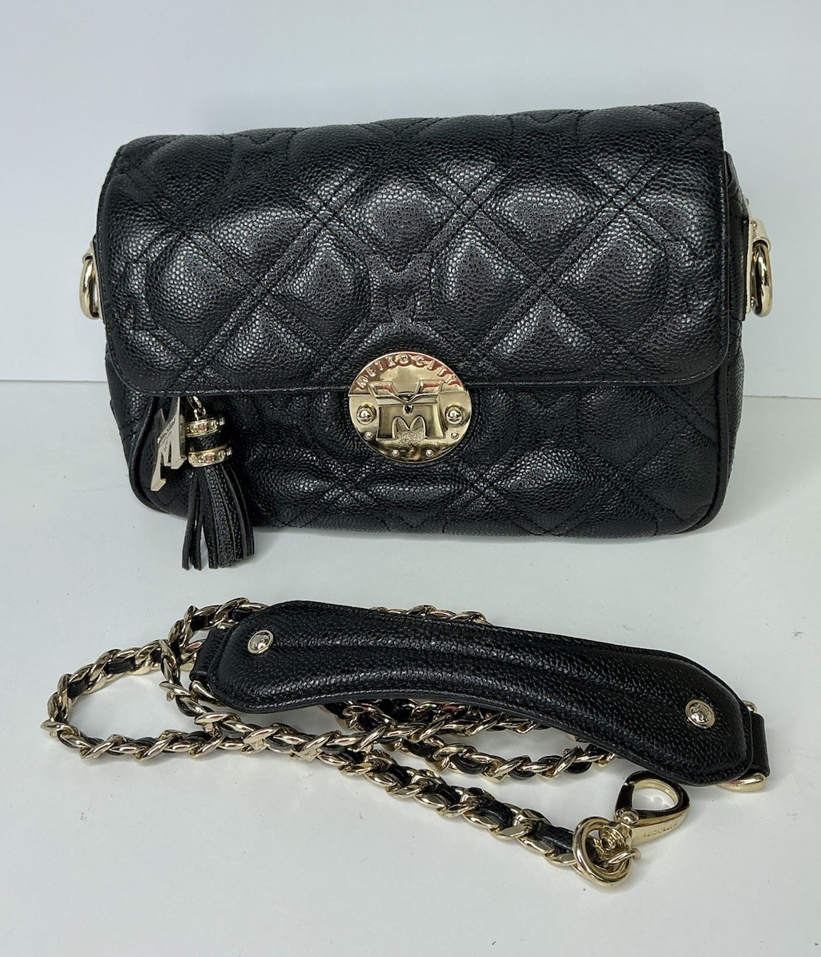 Metrocity Quilted Pebbled Leather Chain Strap Shoulder Bag Black Gold Logo