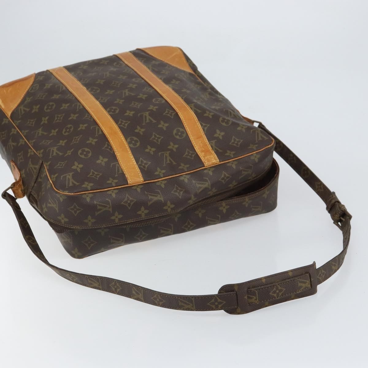 LOUIS VUITTON Monogram Grand Marceau Shoulder Bag M45222 LV Auth bs32144
