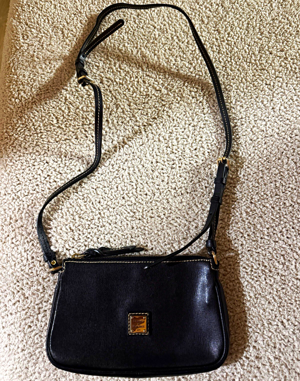 Dooney & Bourke Small Black Crossbody Bag Gold Hardware Red Lining Zip Top