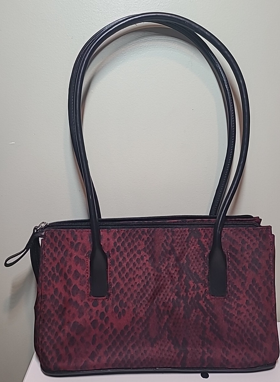 Red Leopard like Print Purse with stiff black handles Polyester w/ Vinyl Trim