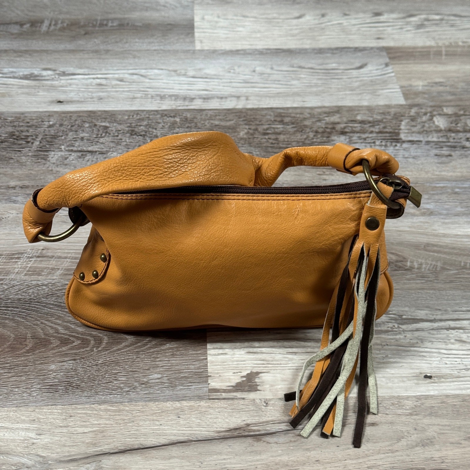 Vintage Leather Made Italy Tan Studded Tassel Shoulder Bag Boho Y2K 90s