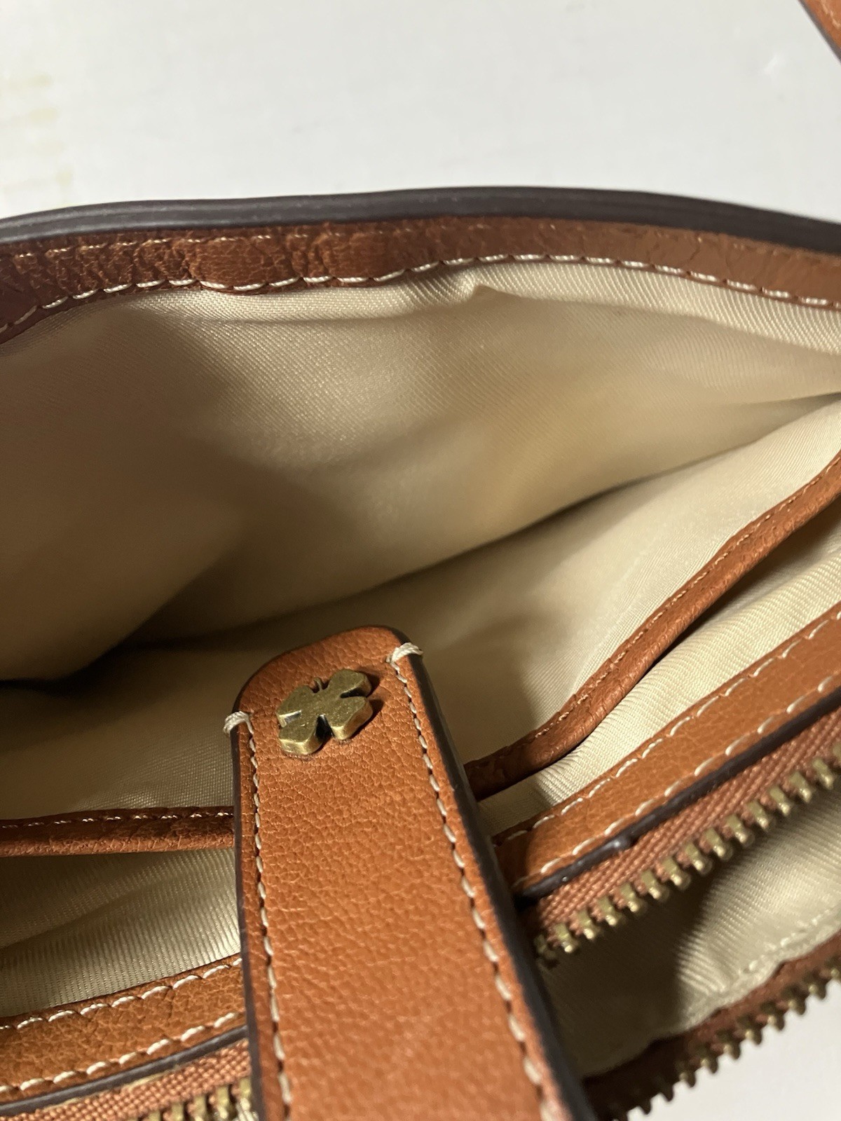 Lucky Brand Brown Leather Crossbody Bag 8 X 5 Inches Adjustable Strap