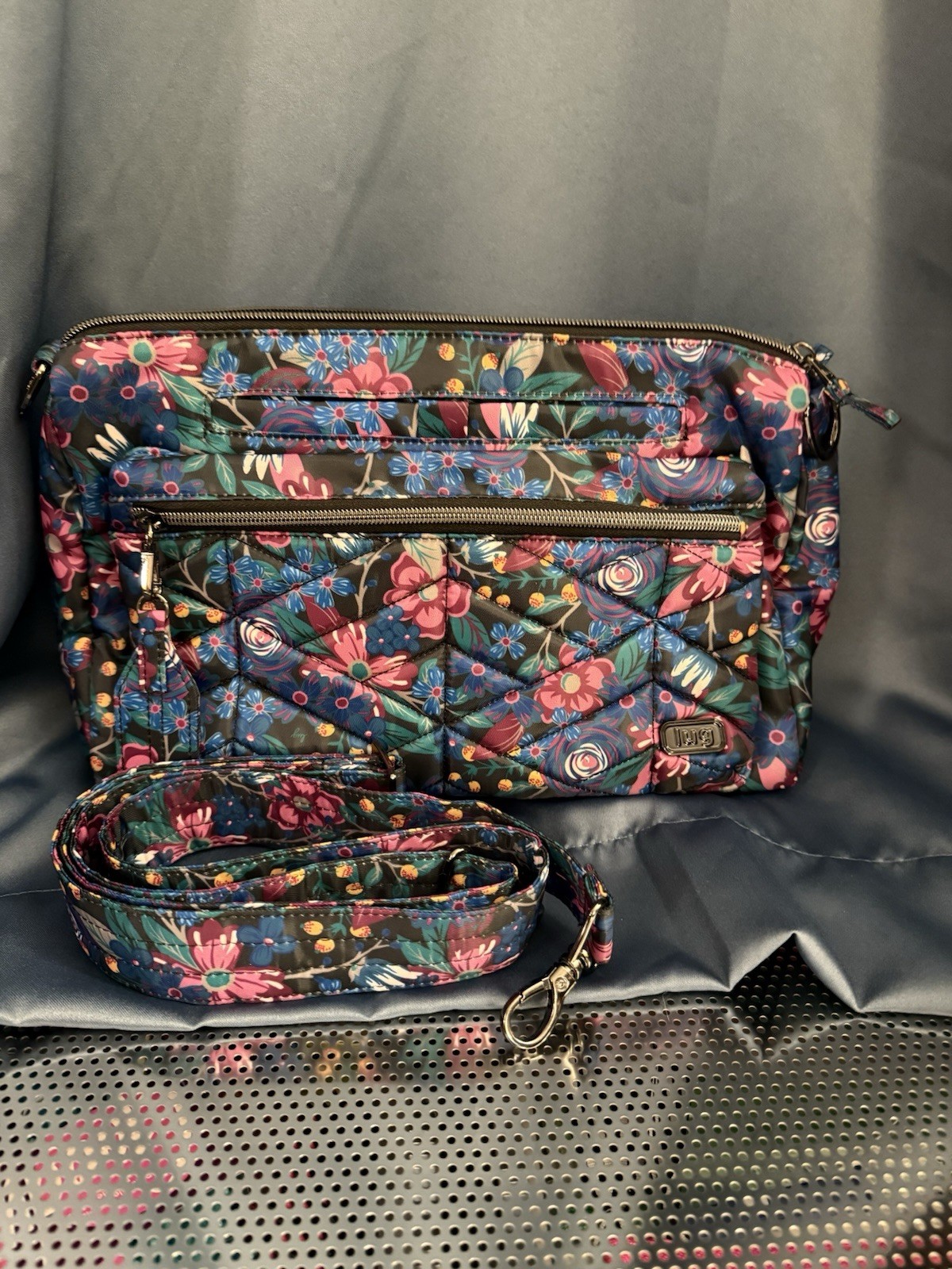 Lug Stretch Handbag Crossbody in Whimsey Black in EUC