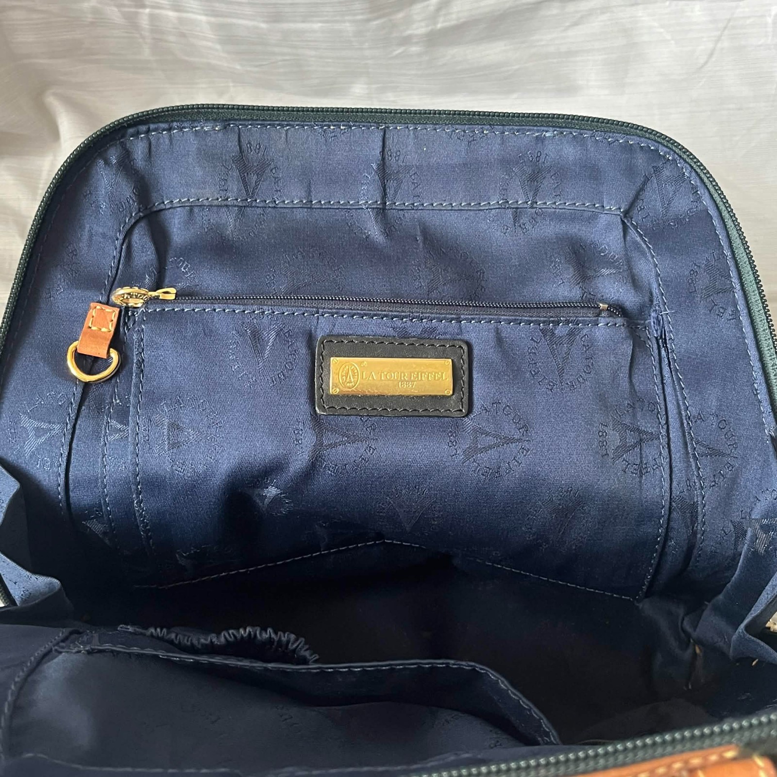 La Tour Eiffel 1887 Purse Handbag – Multicolored Pebbled Leather Navy Green Red