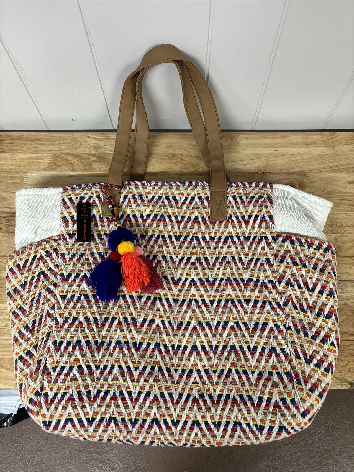 NEW No Boundaries Caroline Aztec Boho Chevron Woven Beach Tote Bag w/ Tassels
