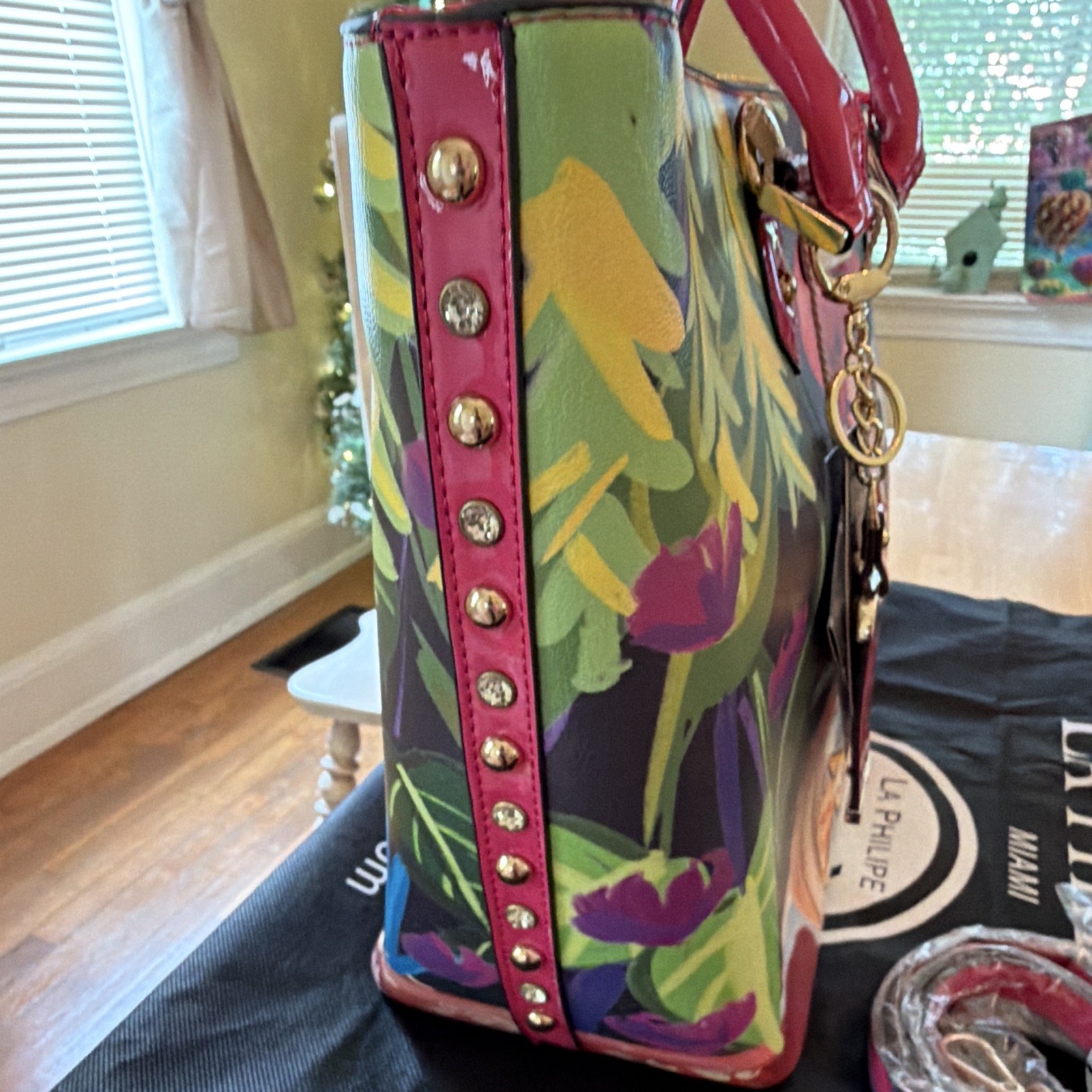 La Philipe Miami Floral Art Satchel Multicolor Patent Pink Handles Zip Strap