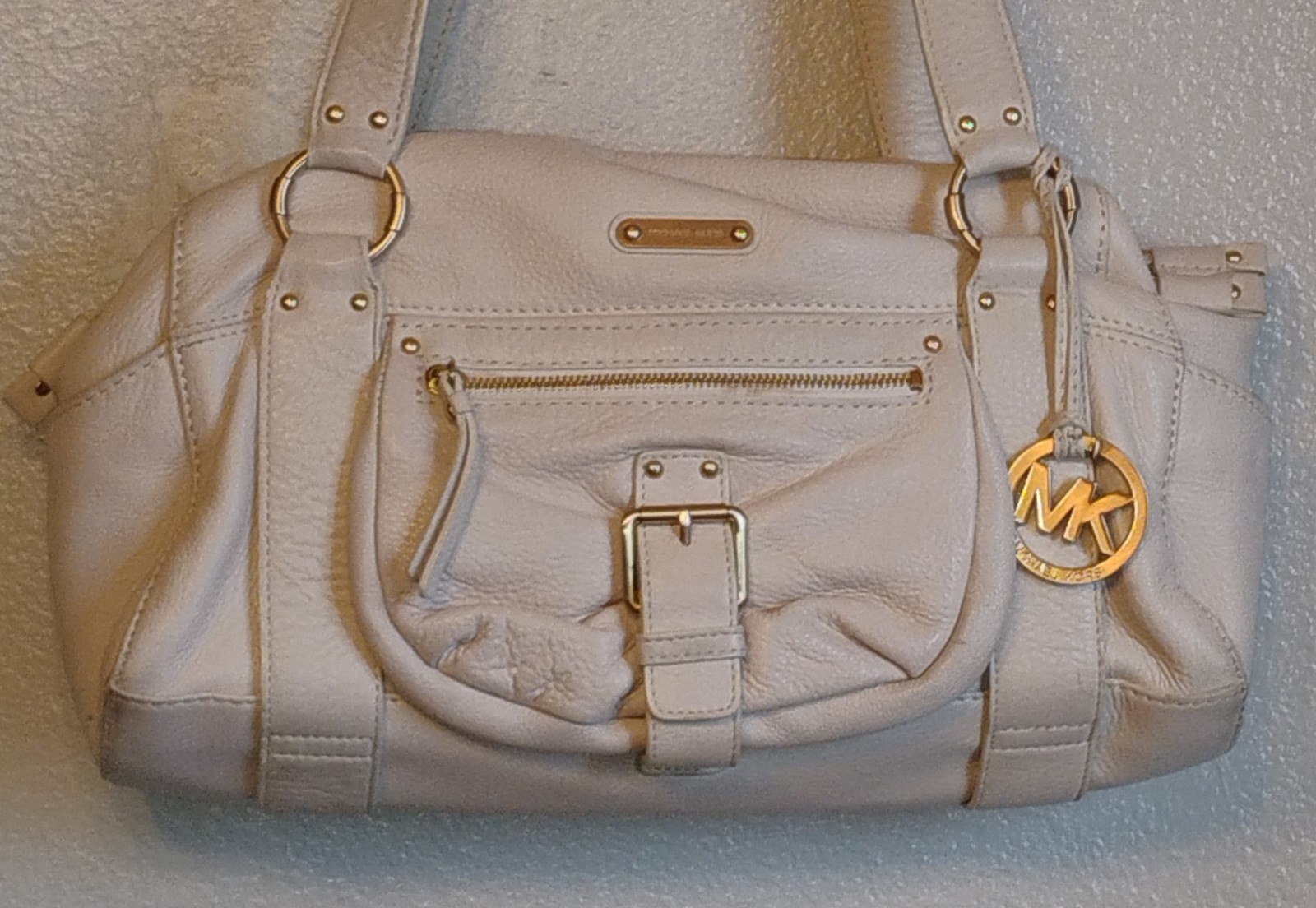 Michael Kors Fulton White Pebbled Leather Studded Satchel Shoulder Bag MK Charm