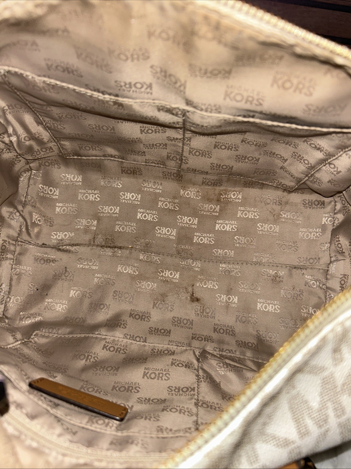 Large Michael Kors Grayson Signature Bag Cream Color Boston Shaped Gold Hardwar