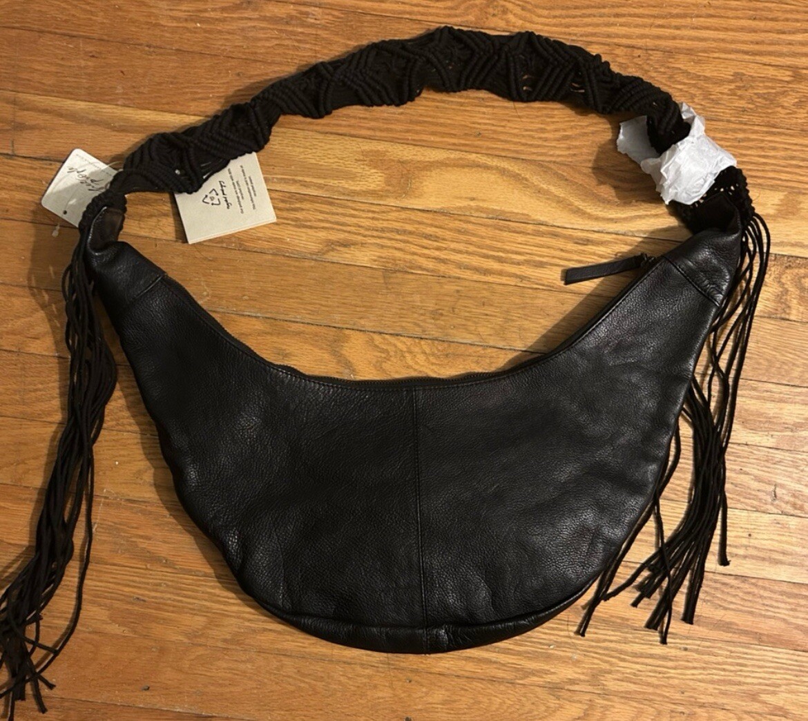 NWT 🔥Sold Out🔥 Free People Finn Fringe Slinge Bag – Espresso