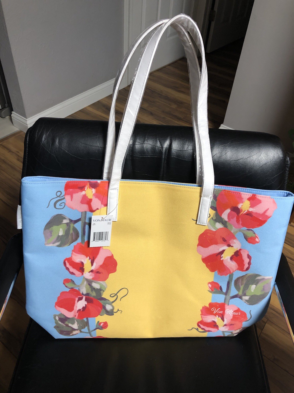 Von Maur “Mother’s Day” Tote Bag Brand New w/Tag