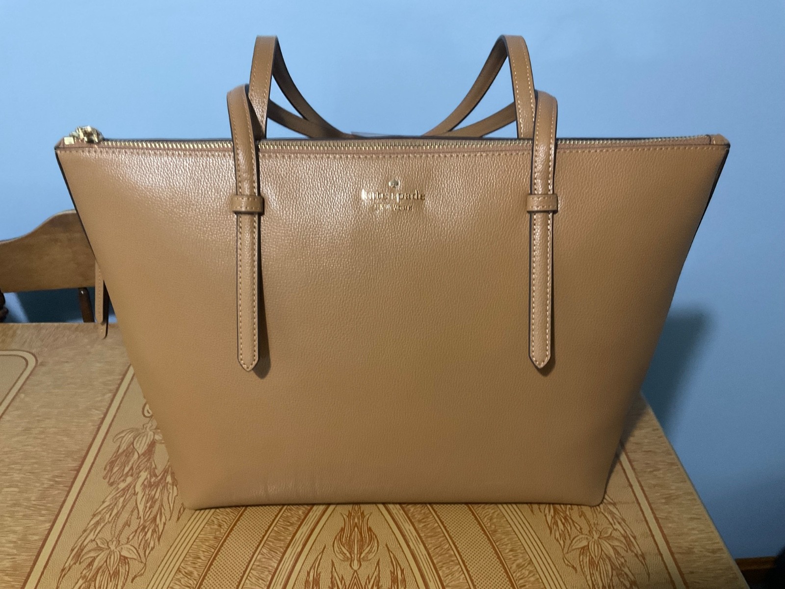 Kate Spade Delicate Pebble Bungalow T3T All Day Bag-Tan- New with Tags