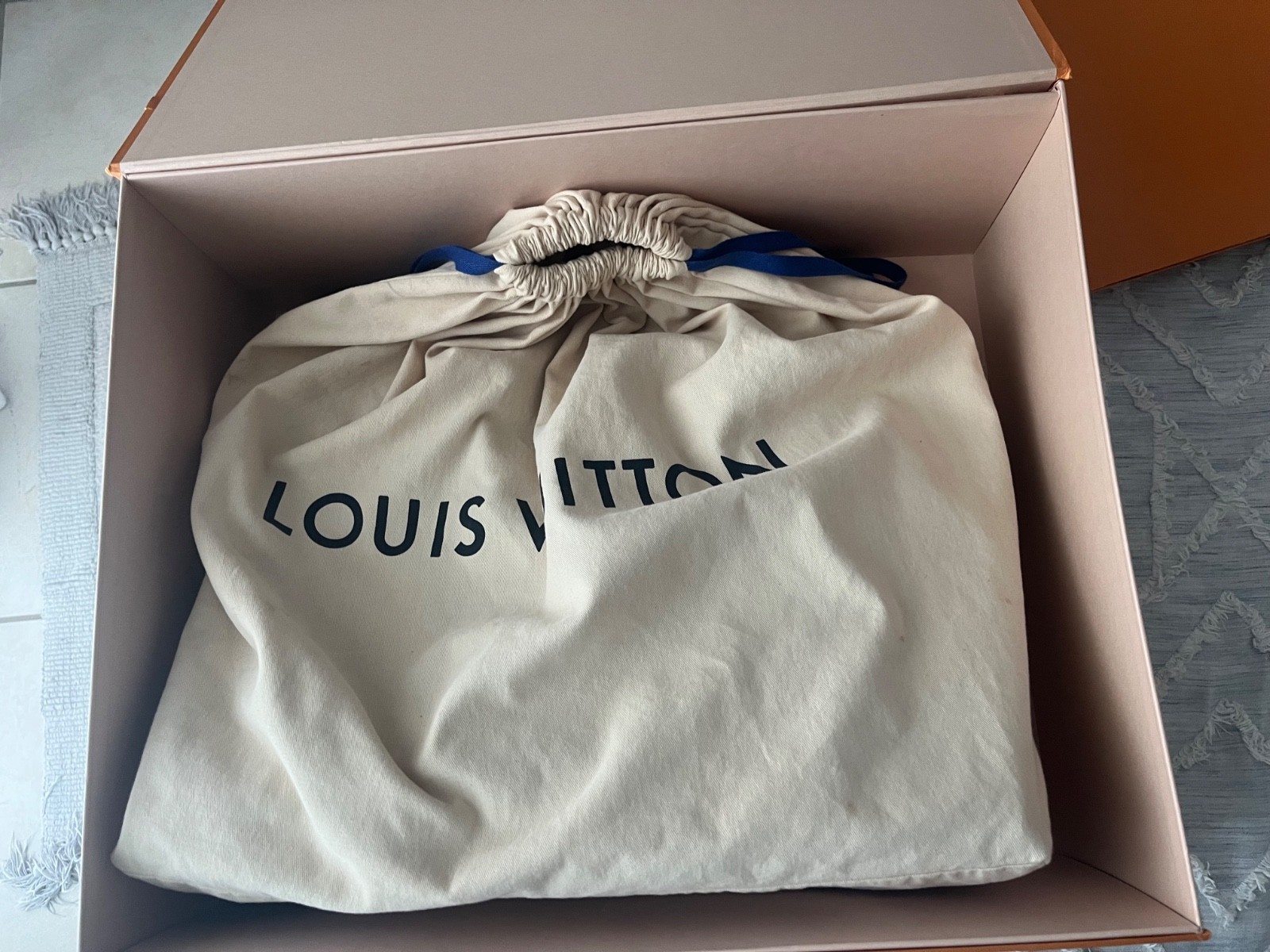 louis vuitton on the go gm bags