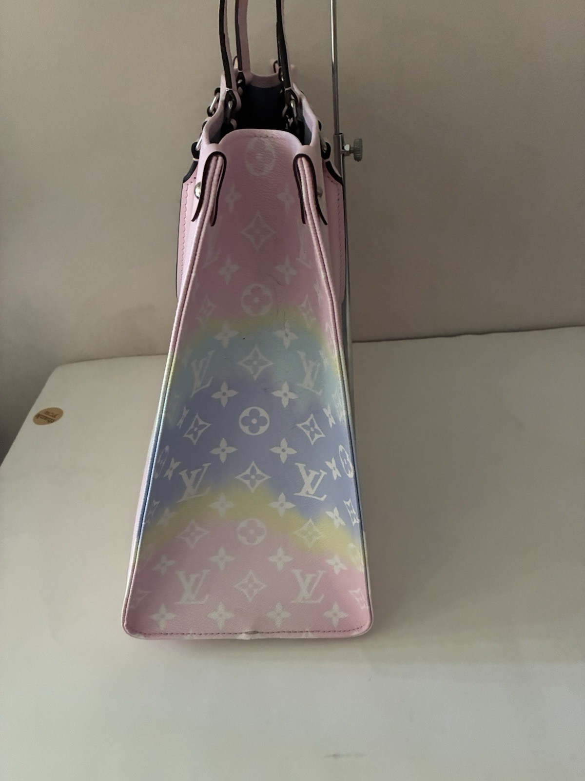 NEW-LOUIS VUITTON ESCALE OnTheGo GM PASTEL MONOGRAM TOTE BAG PURSE