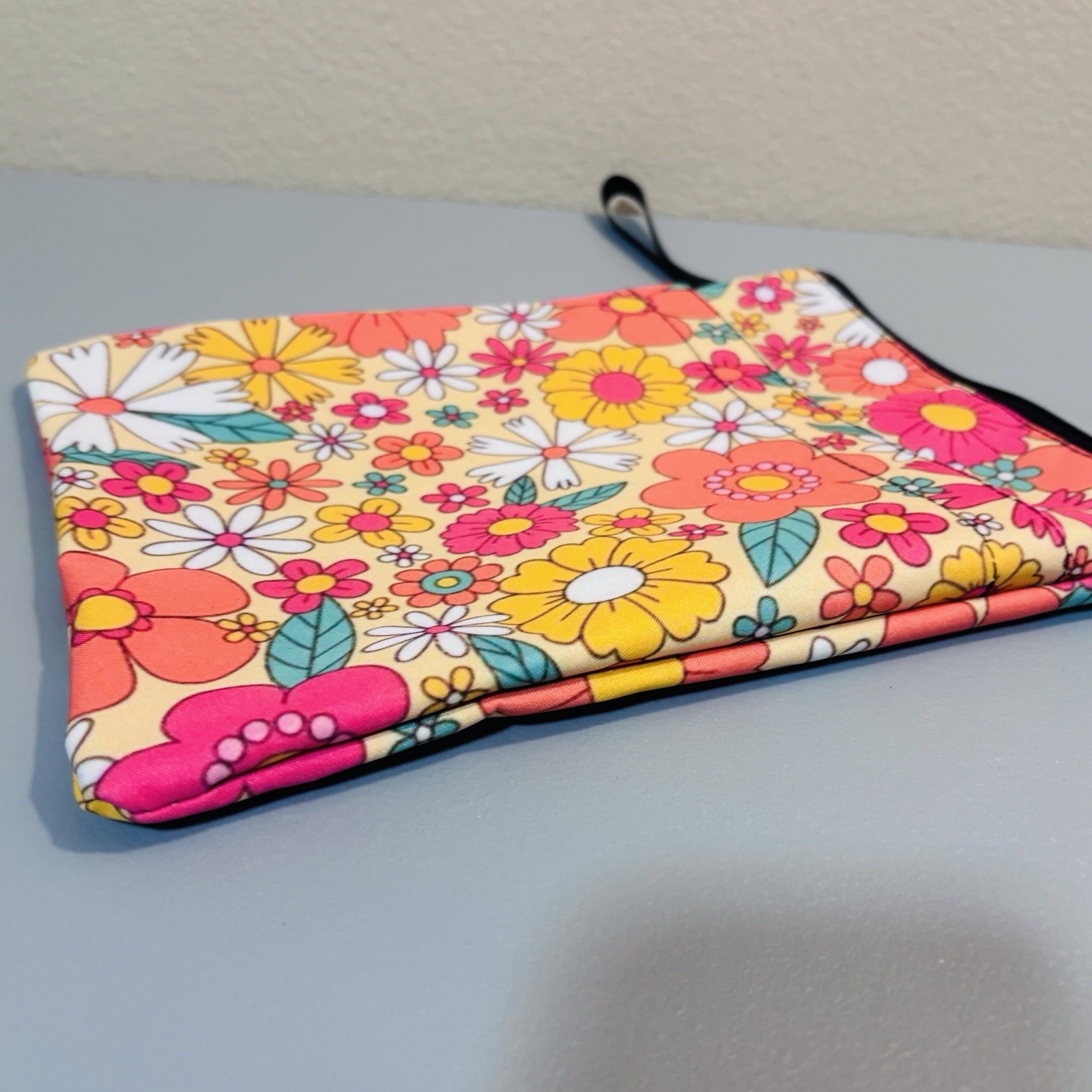 Hippie Wildflower Zip Storage Tablet Pouch W/ Pocket & Strap Groovy 70s Sleeve