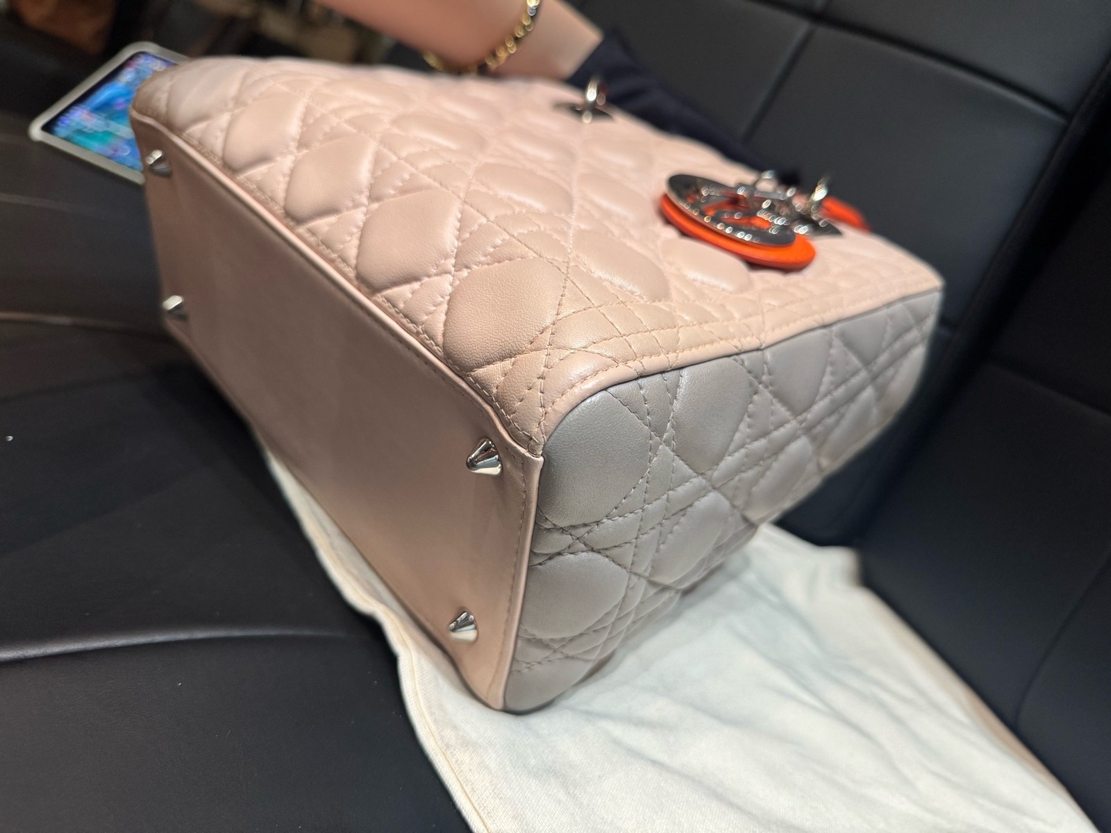 Dior Pre-Owned Authentic Luxury Handbag Colorblock 24×11×20