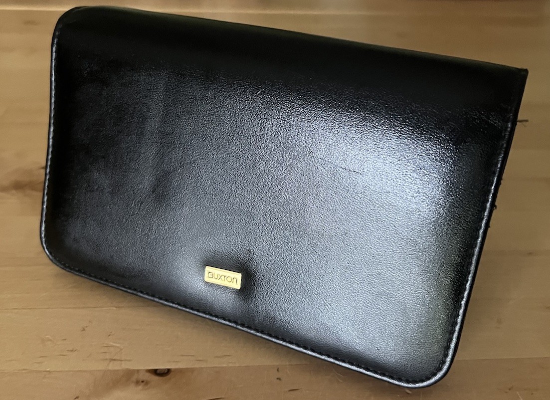 Buxton Wallet Multiple Card Slots Snap Button Closure Black Zipper Coin Pocket