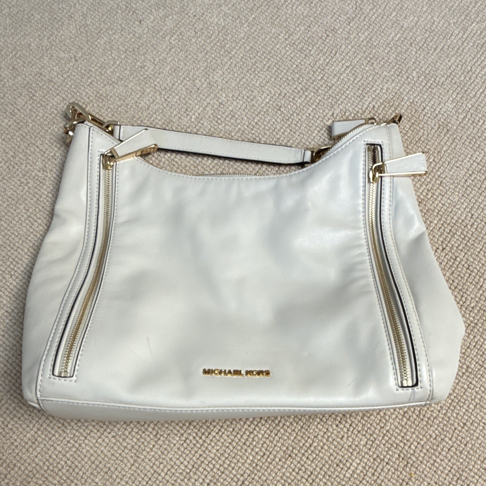 Michael Kors White Medium Crescent Shoulder Bag Gold Hardware Zip, Charm