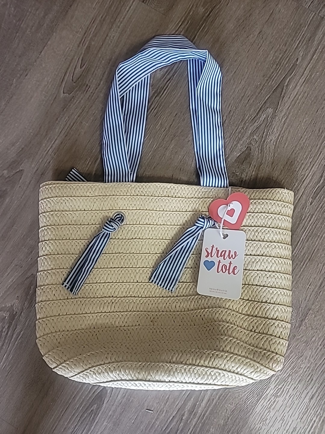 Highline Bedding Co. Straw Tote 11.5 in x 8 in x 11 in w/ gift tag