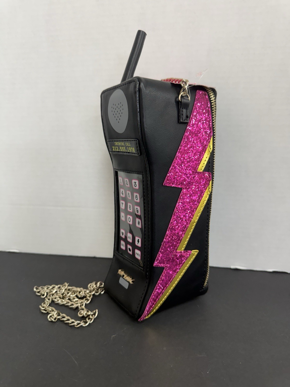 Betsey Johnson Don’t Be A Cell Out Phone Crossbody Bag NWT Light Up Novelty