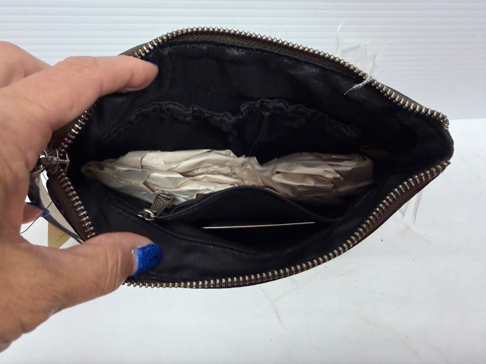 Patricia Nash New White Diamonds Feathers Pearls Cassini Wristlet Clutch SEE PIC
