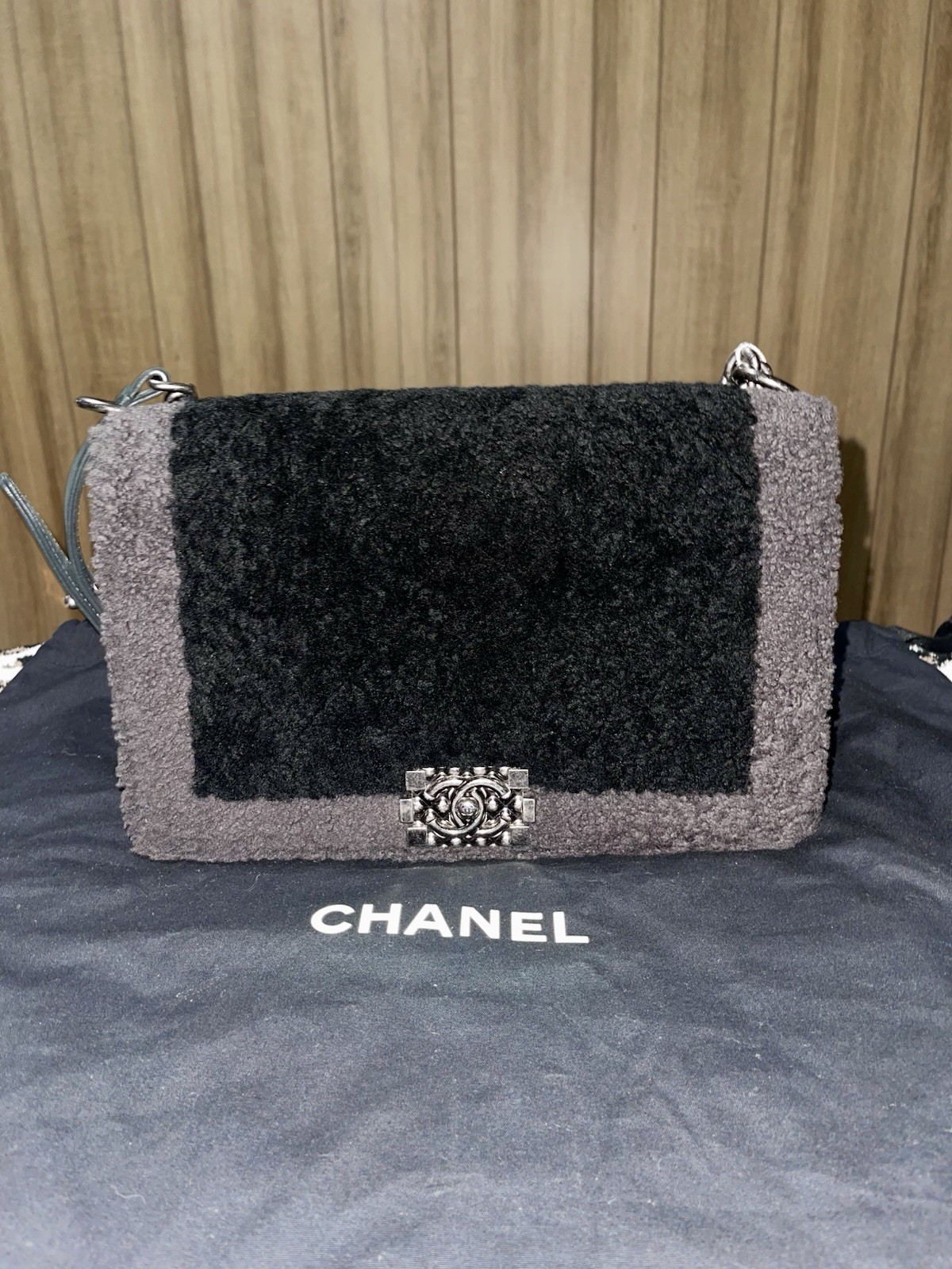 Chanel le boy bag