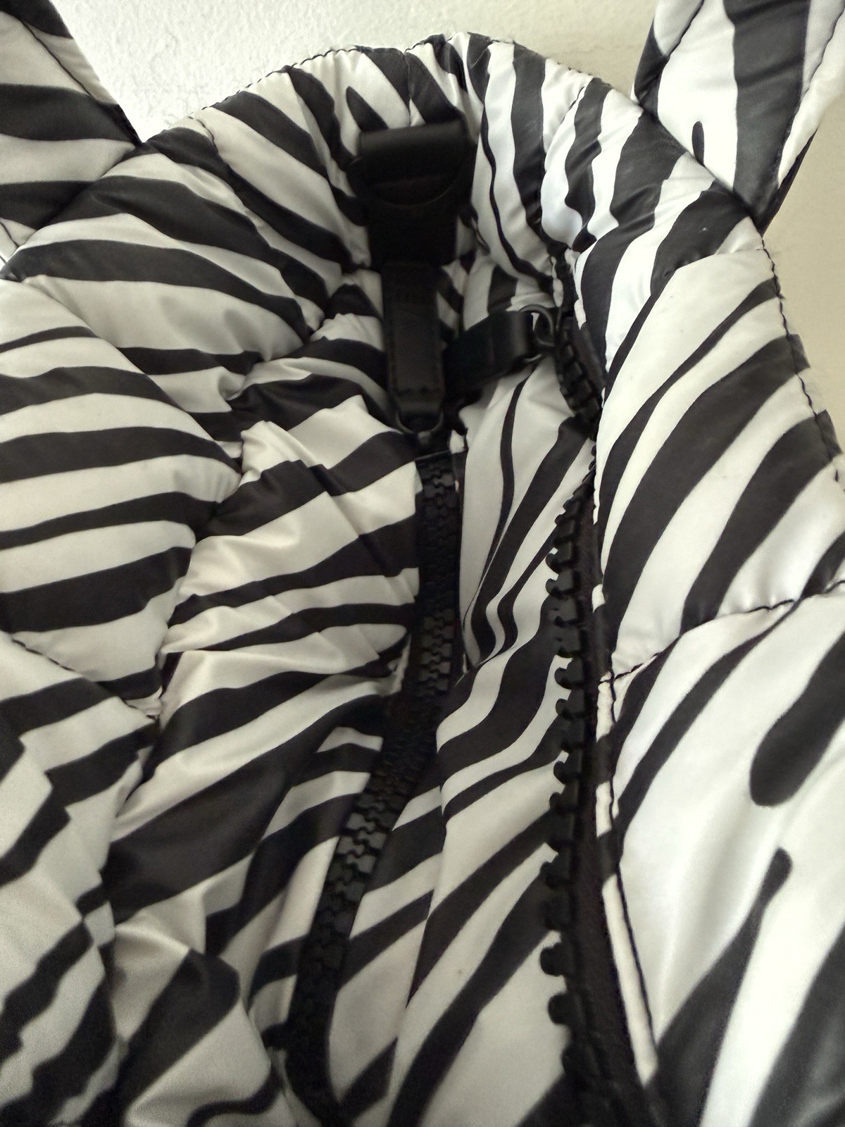 NWOT VEE COLLECTIVE Porter Mini Tote Bag Crossbody Handbag/Zebra Print