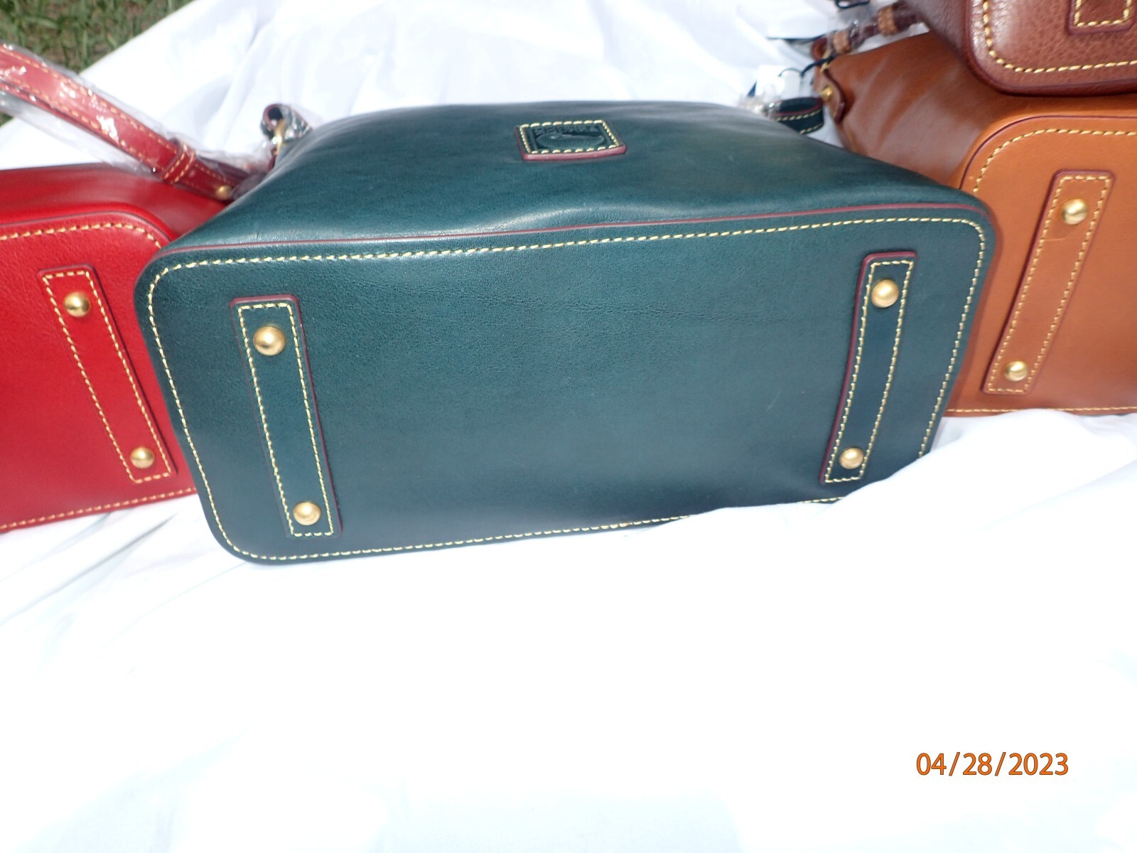 Dooney and Bourke Florentine Hobo Shoulder Bag $328 Original Packaging