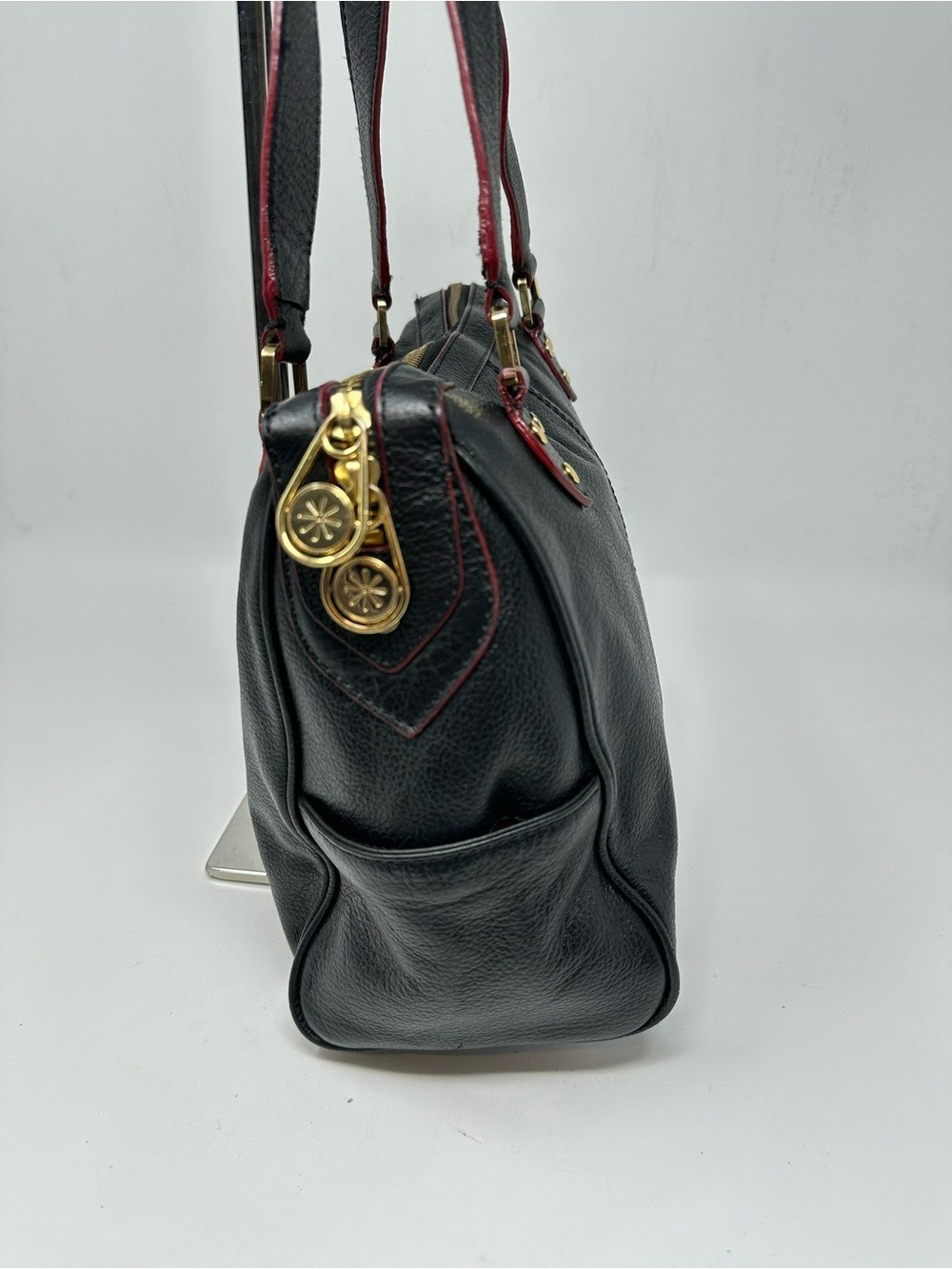 ISAAC MIZRAHI LIVE! Genuine Leather Women’s Black Shoulder Bag