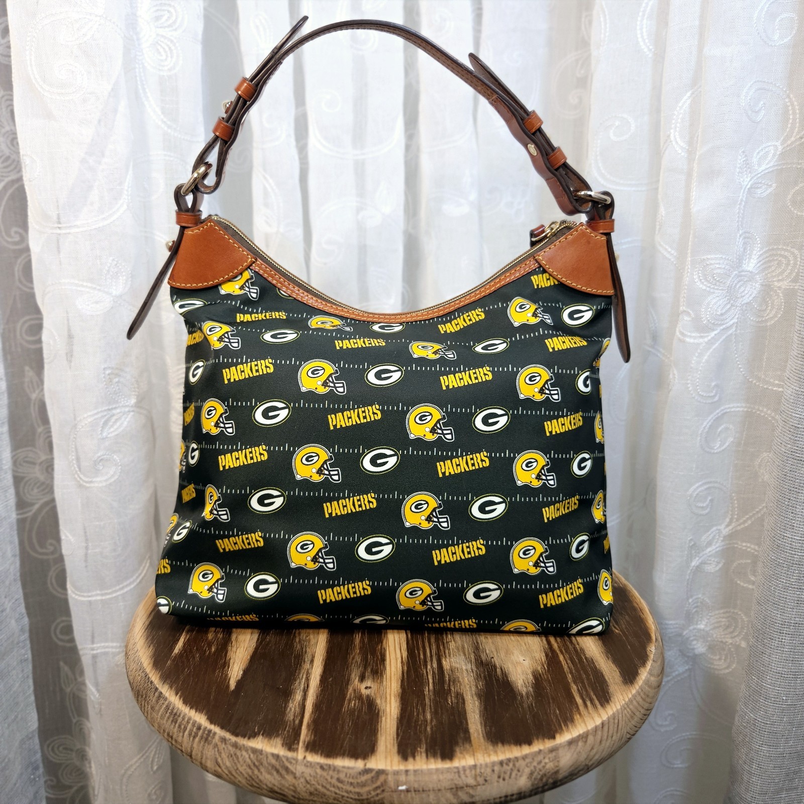 Dooney & Bourke NFL Green Bay Packers Game Day Hobo Bag Purse Perfect Condition