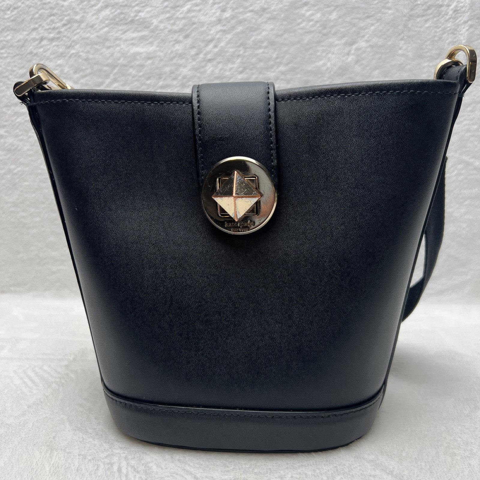 Kate Spade Audrey Mini Bucket Bag Crossbody Smooth Black Leather Classic Strap
